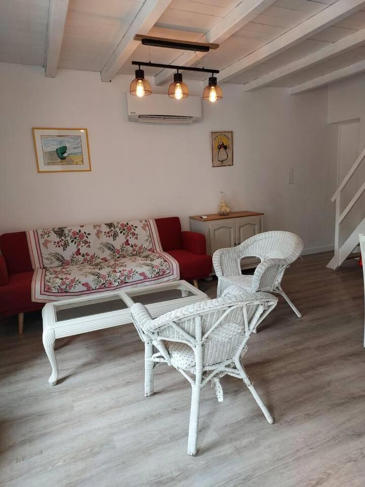 Maisonnette Saintes Buitenkant foto